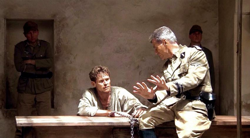 Willem Dafoe, Jürgen Prochnow | "The English Patient" (1996)