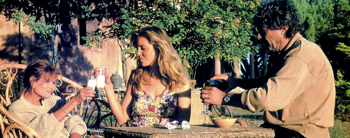 Claudia Cardinale, Greta Scacchi, Peter Riegert | "A Man in Love" (1987)
